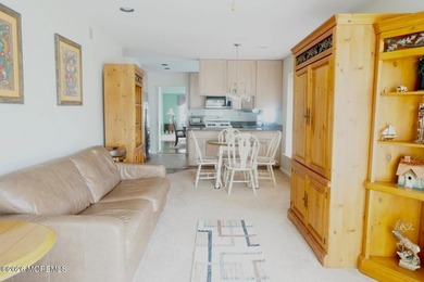 Welcome to this lovely home located in the beautiful gated on Greenbriar Woodlands in New Jersey - for sale on GolfHomes.com, golf home, golf lot