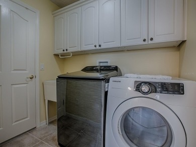 BOND PAID!  PRICE INCLUDES TURN-KEY OPTION! ROOF-2018! on The Links of Spruce Creek in Florida - for sale on GolfHomes.com, golf home, golf lot