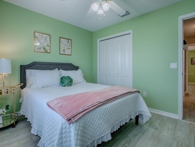 BOND PAID!  PRICE INCLUDES TURN-KEY OPTION! ROOF-2018! on The Links of Spruce Creek in Florida - for sale on GolfHomes.com, golf home, golf lot