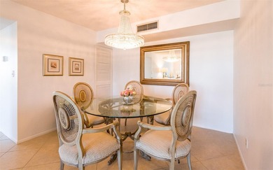 ****What do a disco ball and the ocean have in common? They both on Links on Longboat Golf Club in Florida - for sale on GolfHomes.com, golf home, golf lot