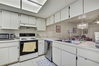 Beautifully maintained 2-bedroom, 2-bath villa featuring tile on Timber Pines Golf Course in Florida - for sale on GolfHomes.com, golf home, golf lot