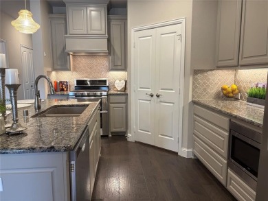 PRICED TO SELL!!!!! INCLUDES ALL APPLIANCES!!!!! 3 BEDROOMS + 3 on PGA Americas Golf Course in Texas - for sale on GolfHomes.com, golf home, golf lot