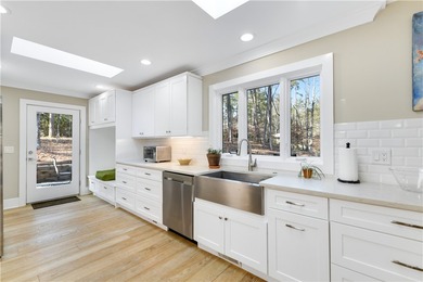 Welcome to your Keowee Life in the amenity-rich community of on Keowee Key Golf and Country Club in South Carolina - for sale on GolfHomes.com, golf home, golf lot