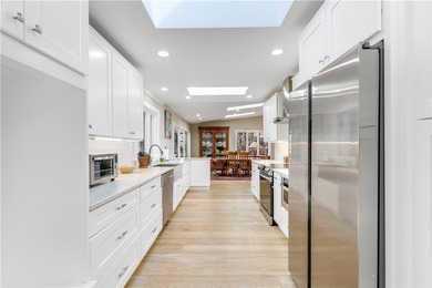 Welcome to your Keowee Life in the amenity-rich community of on Keowee Key Golf and Country Club in South Carolina - for sale on GolfHomes.com, golf home, golf lot