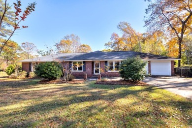 Looking for comfort, convenience, and space? This 4BR, 2.5BA on The Links At Lakewood in South Carolina - for sale on GolfHomes.com, golf home, golf lot