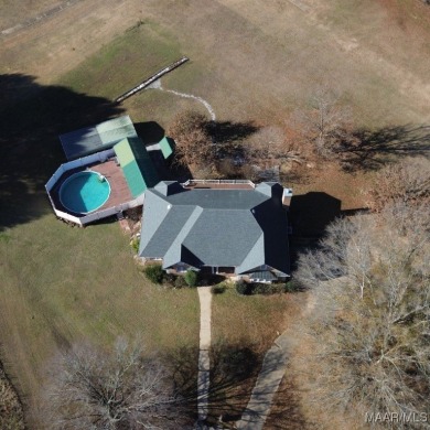 Discover comfort, convenience, and entertainment in this on Valley Grande Golf Club in Alabama - for sale on GolfHomes.com, golf home, golf lot