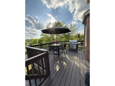 Rare end unit townhome with walk-out lower level and on Hawthorn Woods Country Club in Illinois - for sale on GolfHomes.com, golf home, golf lot