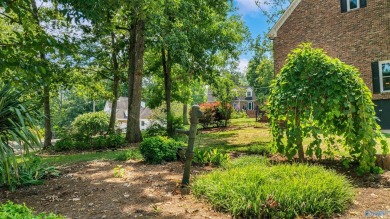 ARE YOU LOOKING TO RELOCATE? THIS BRICK HOME OFFERS LOTS OF on Terrapin Hills Country Club in Alabama - for sale on GolfHomes.com, golf home, golf lot