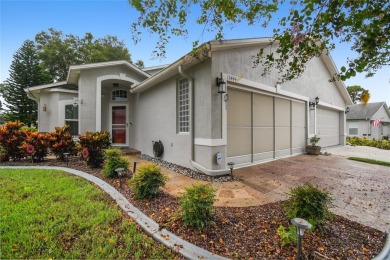 Under contract-accepting backup offers. SELLER MOTIVATED, BRING on Meadow Oaks Golf and Country Club in Florida - for sale on GolfHomes.com, golf home, golf lot