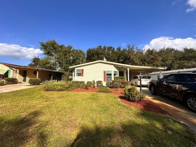 This home has a 1 yr old roof and AC unit!! Water heater only 4 on Whisperwood Golf Course in Florida - for sale on GolfHomes.com, golf home, golf lot