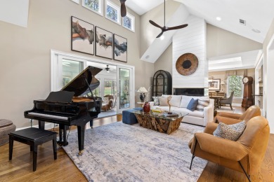 Don't miss this well cared for 4 sided brick home overlooking on Reynolds Lake Oconee - The Oconee in Georgia - for sale on GolfHomes.com, golf home, golf lot