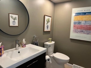 GREAT 2 BED/2 1/2 BATH FAIRWAYS CONDOMINIUM OVERLOOKING THE on Birchwood Farms Golf and Country Club in Michigan - for sale on GolfHomes.com, golf home, golf lot