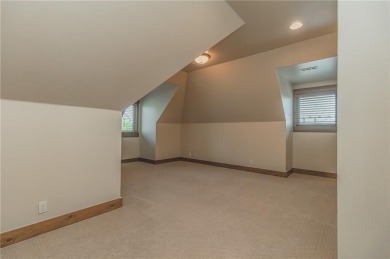 Beautifully constructed home in gated Pinnacle with stucco and on Pinnacle Country Club in Arkansas - for sale on GolfHomes.com, golf home, golf lot