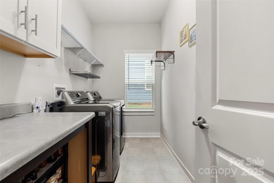 Welcome home to Goose Down! This 3 bedroom home in highly on Edgewater Golf Club in South Carolina - for sale on GolfHomes.com, golf home, golf lot