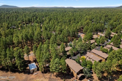 Beautiful End-Unit Townhome! 

Discover this wonderful townhome on Pinetop Lakes Golf and Country Club in Arizona - for sale on GolfHomes.com, golf home, golf lot
