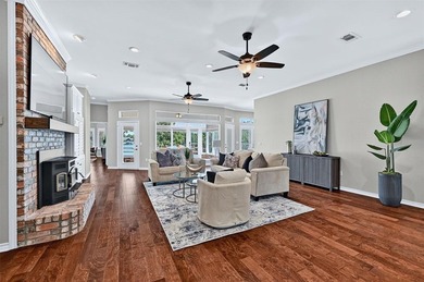 Welcome to this beautifully upgraded three-bedroom, three-bath on Lake Kiowa Golf Course in Texas - for sale on GolfHomes.com, golf home, golf lot