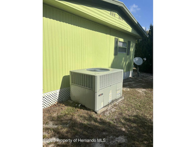 Move in ready, fully furnished!! Buyer cancelled loan process on High Point Golf Club, Inc. in Florida - for sale on GolfHomes.com, golf home, golf lot