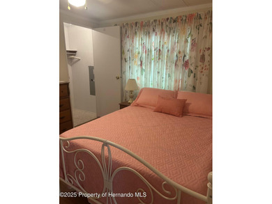 Move in ready, fully furnished!! Buyer cancelled loan process on High Point Golf Club, Inc. in Florida - for sale on GolfHomes.com, golf home, golf lot