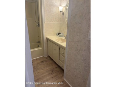 Move in ready, fully furnished!! Buyer cancelled loan process on High Point Golf Club, Inc. in Florida - for sale on GolfHomes.com, golf home, golf lot