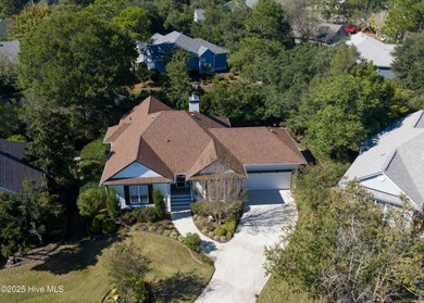 Step inside this inviting 3-bedroom, 2-bath home featuring a on Members Club At St. James Plantation in North Carolina - for sale on GolfHomes.com, golf home, golf lot
