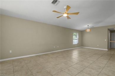 Welcome to thiS 2 bedroom, 2 bathroom plus den condo in the on Colonial Country Club in Florida - for sale on GolfHomes.com, golf home, golf lot