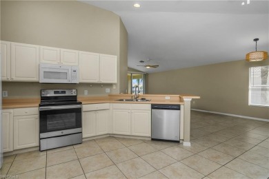 Welcome to thiS 2 bedroom, 2 bathroom plus den condo in the on Colonial Country Club in Florida - for sale on GolfHomes.com, golf home, golf lot