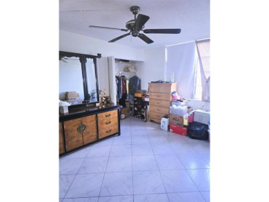 PERFECT OPPORTUNITY TO OWN A VERY LARGE 2 BEDROOM / 2 BATHROOM on Inverrary Country Club in Florida - for sale on GolfHomes.com, golf home, golf lot