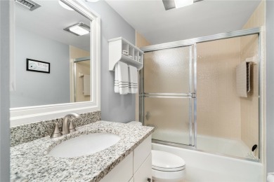 This is a gorgeous two bedroom condo on a golf course with a on Meadowood Golf and Tennis Club in Florida - for sale on GolfHomes.com, golf home, golf lot