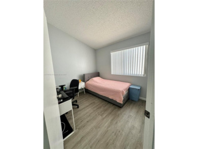 Townhouse Style Condo in Paseo Real Community in Kendall, this on Miccosukee Golf and Country Club in Florida - for sale on GolfHomes.com, golf home, golf lot