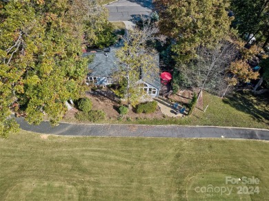 Completely remodeled, updated & on the golf course in the on River Hills Country Club in South Carolina - for sale on GolfHomes.com, golf home, golf lot