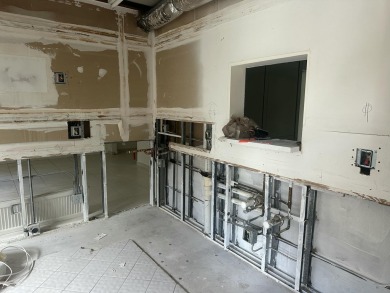 Fix & Flip Opportunity - Corner Unit in Martinique Court on Wynmoor Golf Course in Florida - for sale on GolfHomes.com, golf home, golf lot