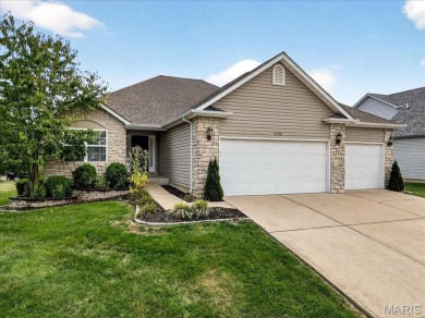 Welcome home to this elegant 2,400+ sq ft ranch in the desirable on Incline Village Golf Course in Missouri - for sale on GolfHomes.com, golf home, golf lot