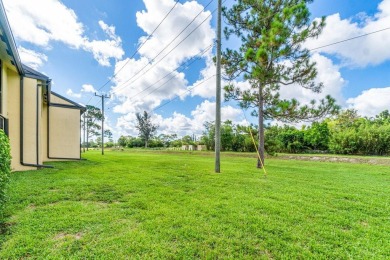 This beautiful condo offers a perfect blend of comfort and on Forest Oaks Golf Club in Florida - for sale on GolfHomes.com, golf home, golf lot