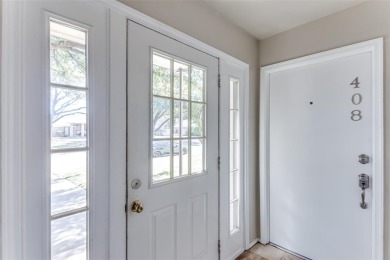Gorgeous UPDATED open floor-plan condo in the desirable Ridglea on Ridglea Golf Course in Texas - for sale on GolfHomes.com, golf home, golf lot