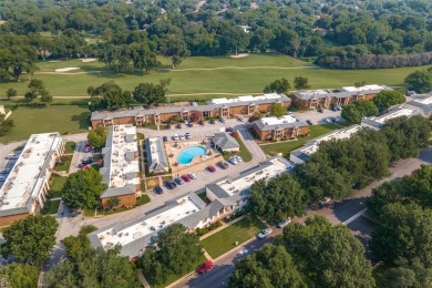 Gorgeous UPDATED open floor-plan condo in the desirable Ridglea on Ridglea Golf Course in Texas - for sale on GolfHomes.com, golf home, golf lot