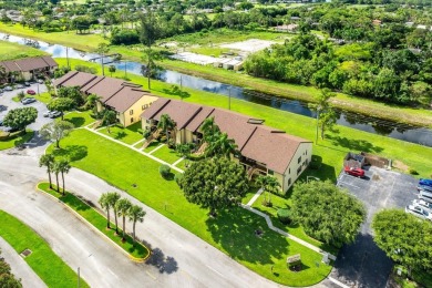 This beautiful condo offers a perfect blend of comfort and on Forest Oaks Golf Club in Florida - for sale on GolfHomes.com, golf home, golf lot