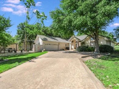 Experience elegance and comfort in this stunning home located in on Slick Rock Golf Course - Horseshoe Bay in Texas - for sale on GolfHomes.com, golf home, golf lot
