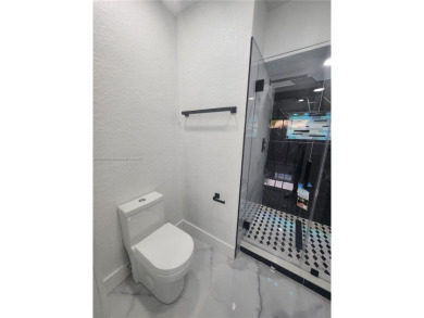 Welcome to a wonderful community in Davie located next to the on Davie Golf Club in Florida - for sale on GolfHomes.com, golf home, golf lot