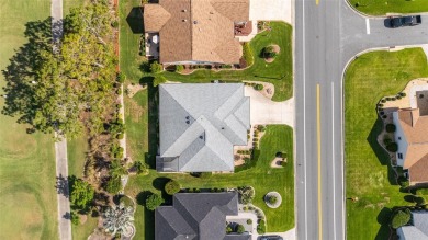 GOLF FRONT, ROOM FOR A POOL, and TURNKEY! NO BOND! UNIQUE! on The Links of Spruce Creek in Florida - for sale on GolfHomes.com, golf home, golf lot