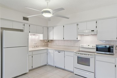 55+ COMMUNITY. Welcome to easy Florida living in the highly on On Top Of The World Golf Course in Florida - for sale on GolfHomes.com, golf home, golf lot