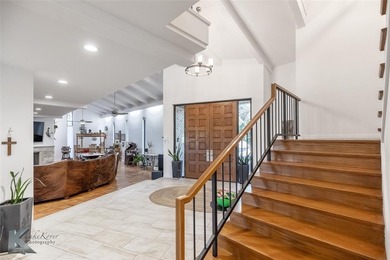 Stunning home on Fairway Oaks Country Club ACC South Course! on Abilene Country Club - South Course in Texas - for sale on GolfHomes.com, golf home, golf lot