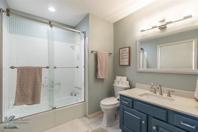 Stunning home on Fairway Oaks Country Club ACC South Course! on Abilene Country Club - South Course in Texas - for sale on GolfHomes.com, golf home, golf lot