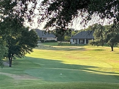 Do you enjoy playing golf?  Do you enjoy watching golfers?  This on White Bluff Resort - Old Course in Texas - for sale on GolfHomes.com, golf home, golf lot