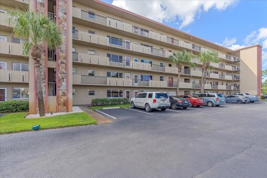 Don't miss out on this beautifully renovated condo located just on Pinebrook/Ironwood Golf Course in Florida - for sale on GolfHomes.com, golf home, golf lot