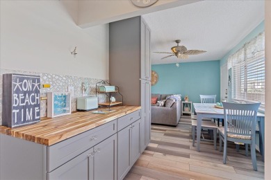 Don't miss out on this beautifully renovated condo located just on Pinebrook/Ironwood Golf Course in Florida - for sale on GolfHomes.com, golf home, golf lot