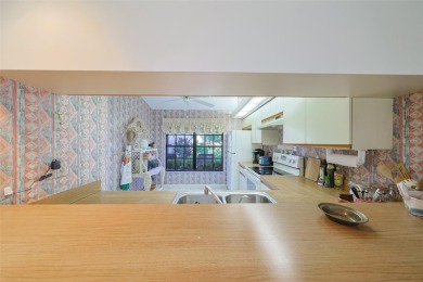 Light and bright Two bedroom Two bath condo On the Golf course! on University Park Country Club in Florida - for sale on GolfHomes.com, golf home, golf lot
