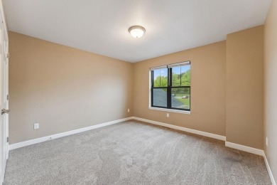 Welcome to easy living w/a gorgeous golf course view. Close to on Baraboo Country Club in Wisconsin - for sale on GolfHomes.com, golf home, golf lot