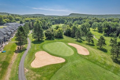 Welcome to easy living w/a gorgeous golf course view. Close to on Baraboo Country Club in Wisconsin - for sale on GolfHomes.com, golf home, golf lot