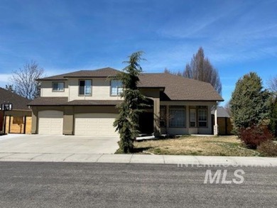This home has it all! 5 Bedrooms, spacious master has a standing on Eagle Hills Golf Course in Idaho - for sale on GolfHomes.com, golf home, golf lot