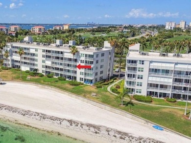 Under contract-accepting backup offers. Experience Florida on Isla Del Sol Yacht and Country Club in Florida - for sale on GolfHomes.com, golf home, golf lot